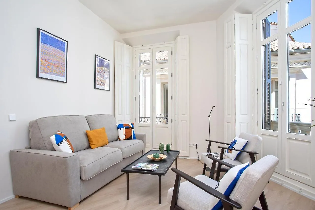 Apartamentos Thyssen Cisneros By Rent Me Málaga