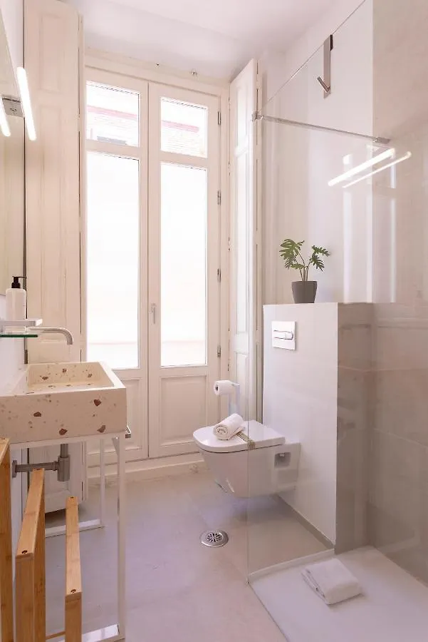 Apartamentos Thyssen Cisneros By Rent Me Málaga 0*,