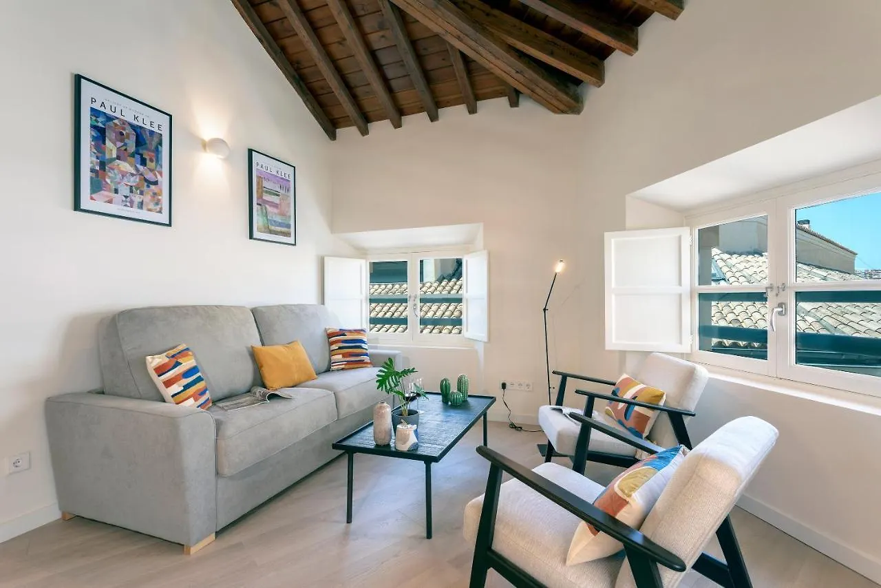 Apartamentos Thyssen Cisneros By Rent Me Malaga